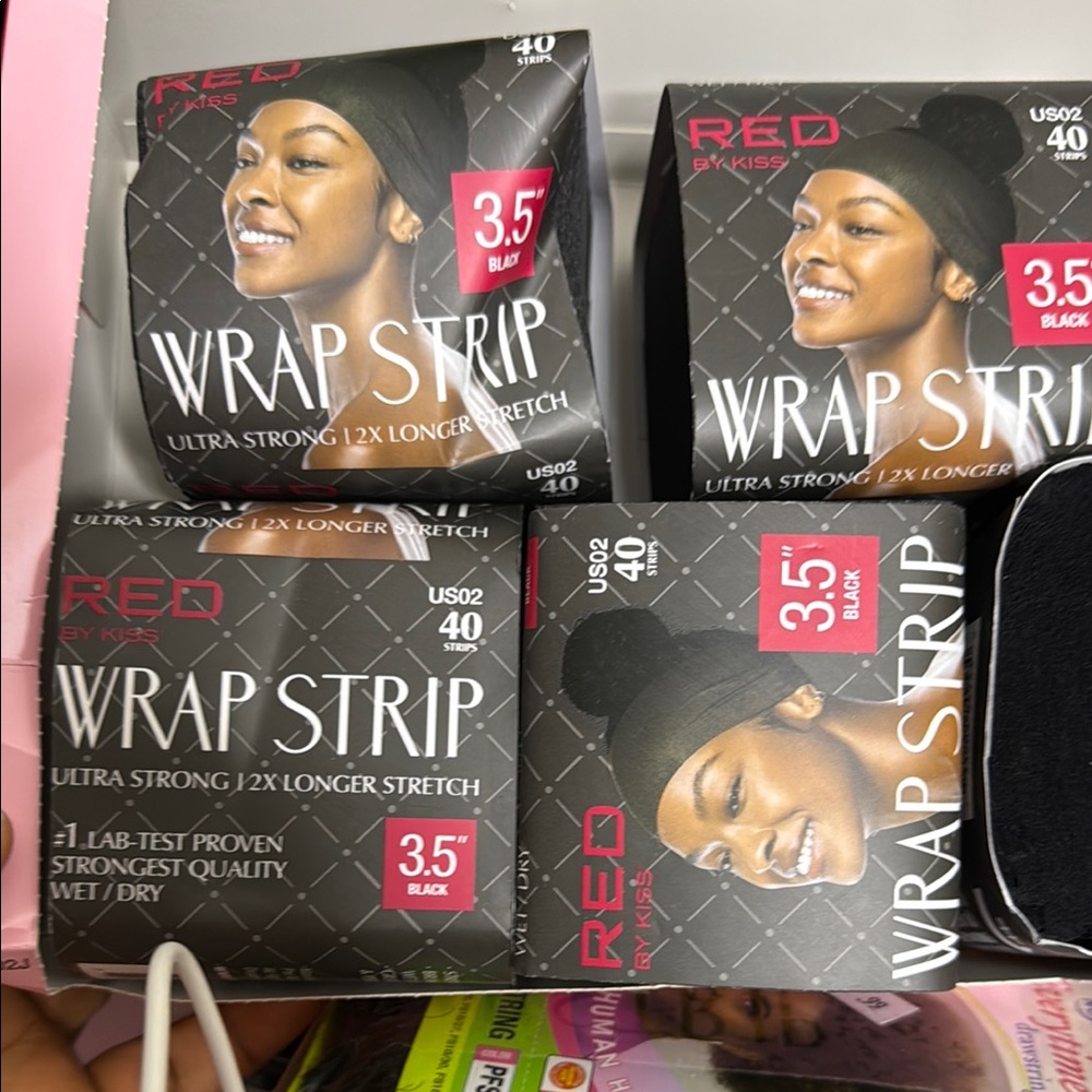 Red by Kiss Black Wrap Strip 5 of pack